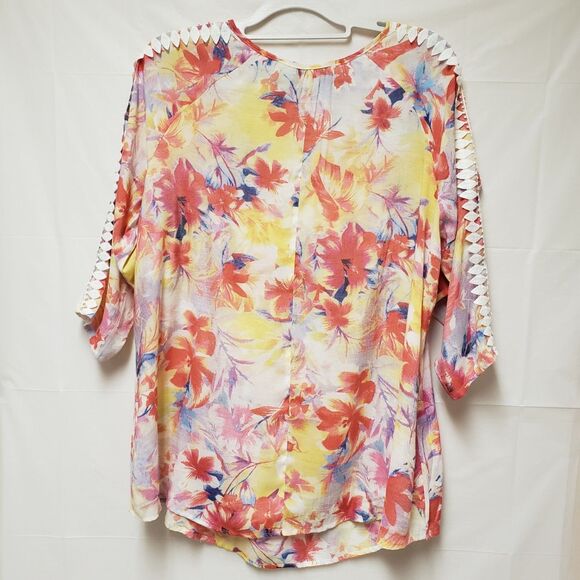 Studio Works Women’s 1X Blouse Multicolor Floral Cold Shoulder Embellished NWOT - Picture 2 of 11